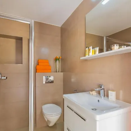 St Thomas Apartamento *